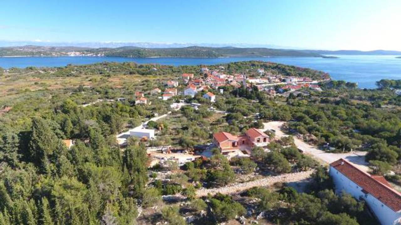 Apartments Irena Божава Экстерьер фото