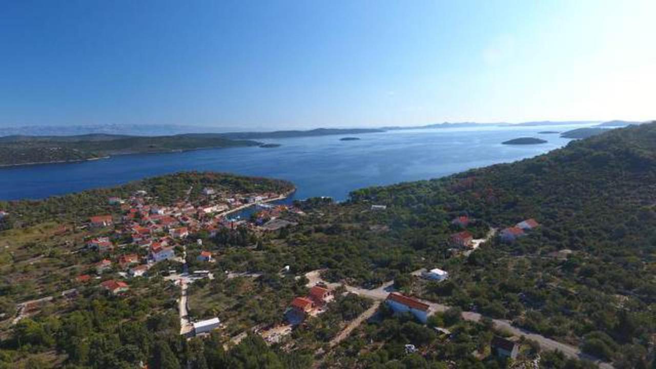 Apartments Irena Божава Экстерьер фото