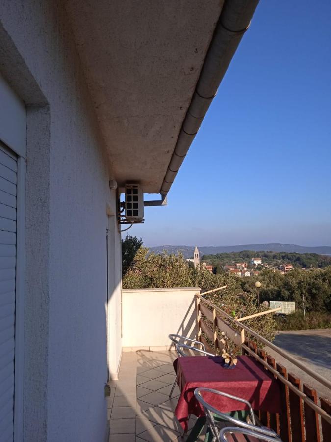 Apartments Irena Божава Экстерьер фото