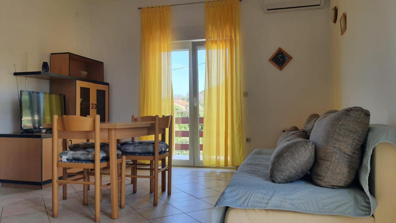Apartments Irena Божава Экстерьер фото