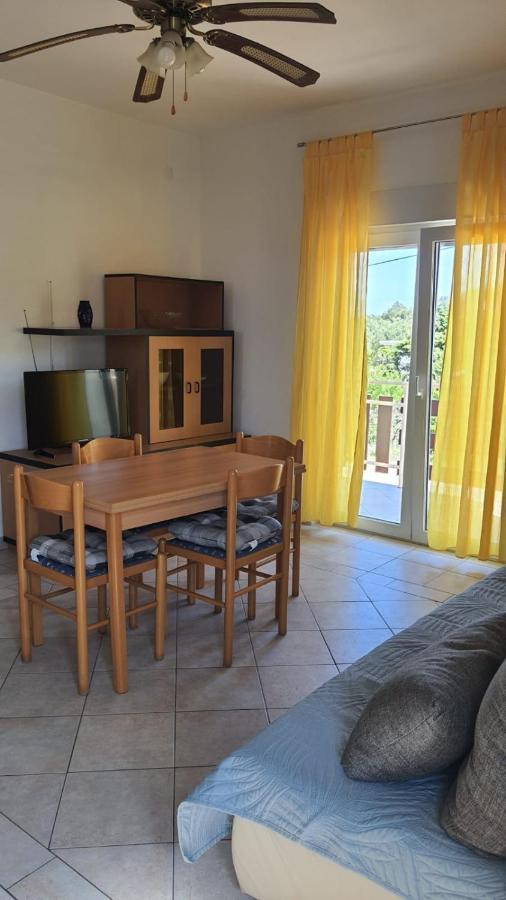 Apartments Irena Божава Экстерьер фото